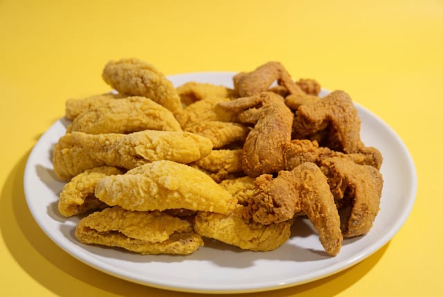 5 PC Wings & 5 PC Fish.