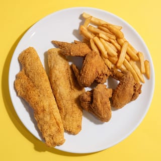 3 PC WINGS & 2 PC CATFISH FILLET
