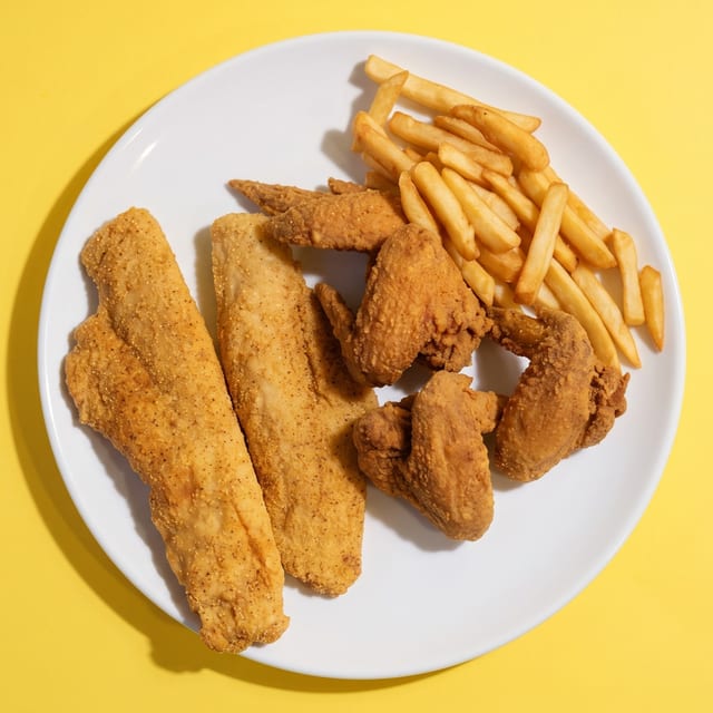 3 PC Wings & 2 PC Catfish Fillet.